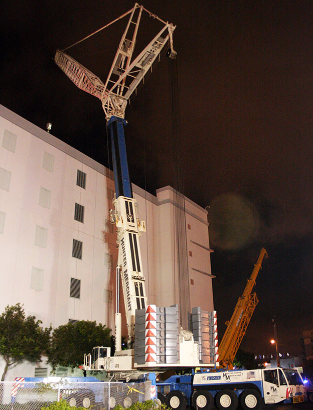 Hunter Merchant Specialized Hauling, Rigging, Crane Service