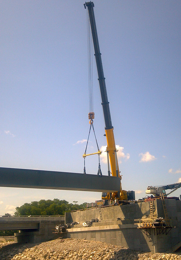 Hunter Merchant Specialized Hauling, Rigging, Crane Service