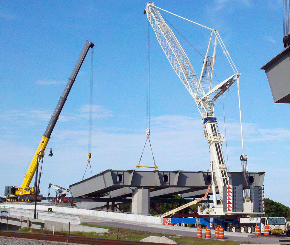 Hunter Merchant Specialized Hauling, Rigging, Crane Service